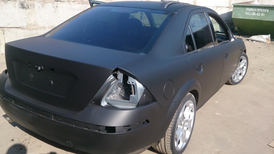 Покраска раптором Ford Mondeo v