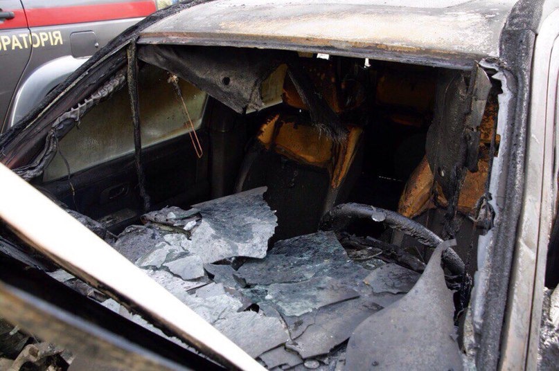 Сколько стоит сгоревший. Авария в Черноморске сегодня. Поджог машина депутата. Сожженные машины в Черняховске за сегодняшнюю ночь.