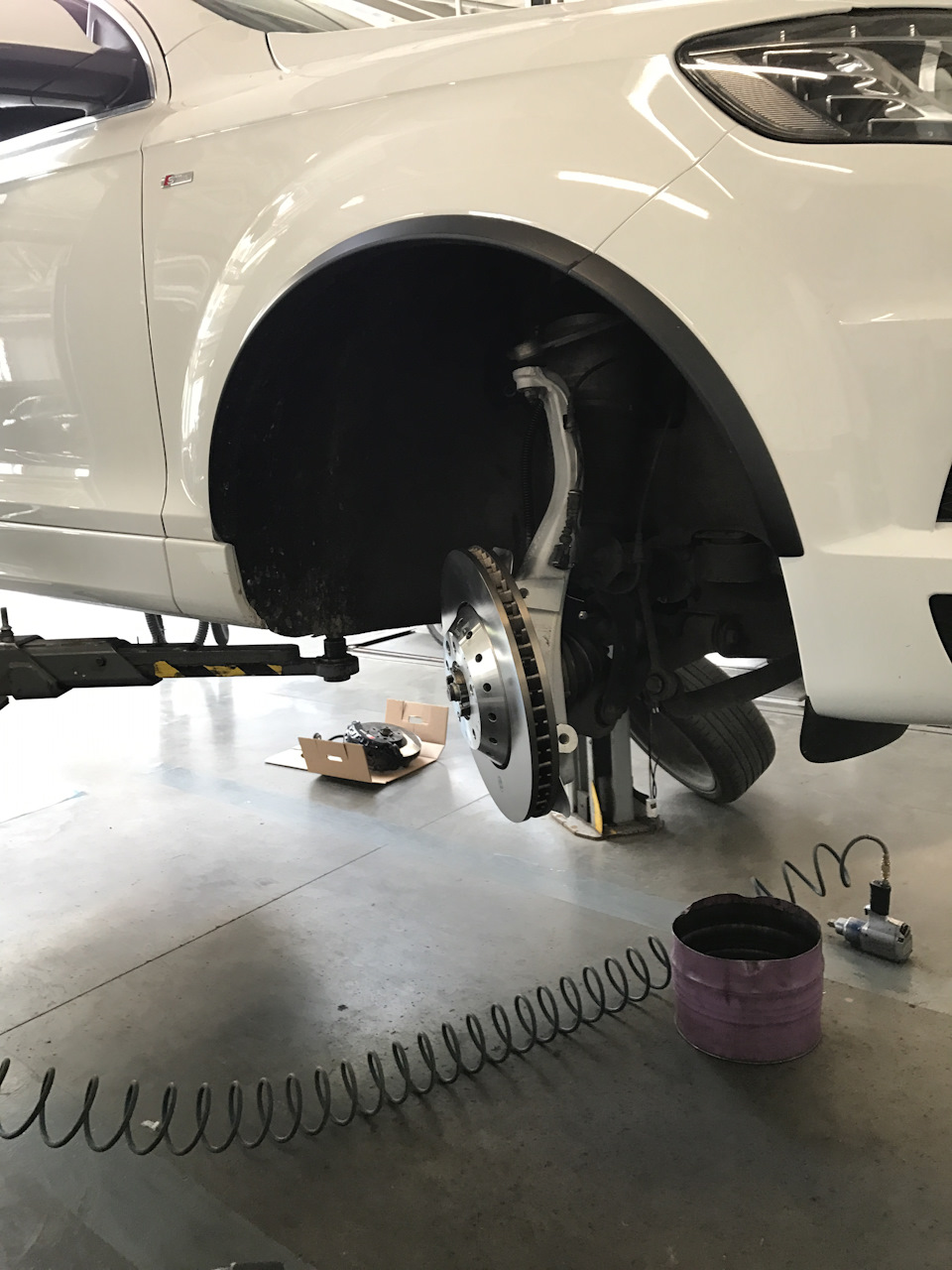 Фото в бортжурнале Audi Q7 (1G)
