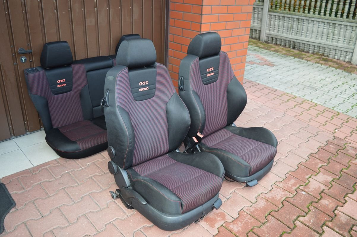 Авито сиденья. VAG Sport Recaro. Recaro Golf 4. Recaro mk4. VAG Sport сиденья Golf 4.