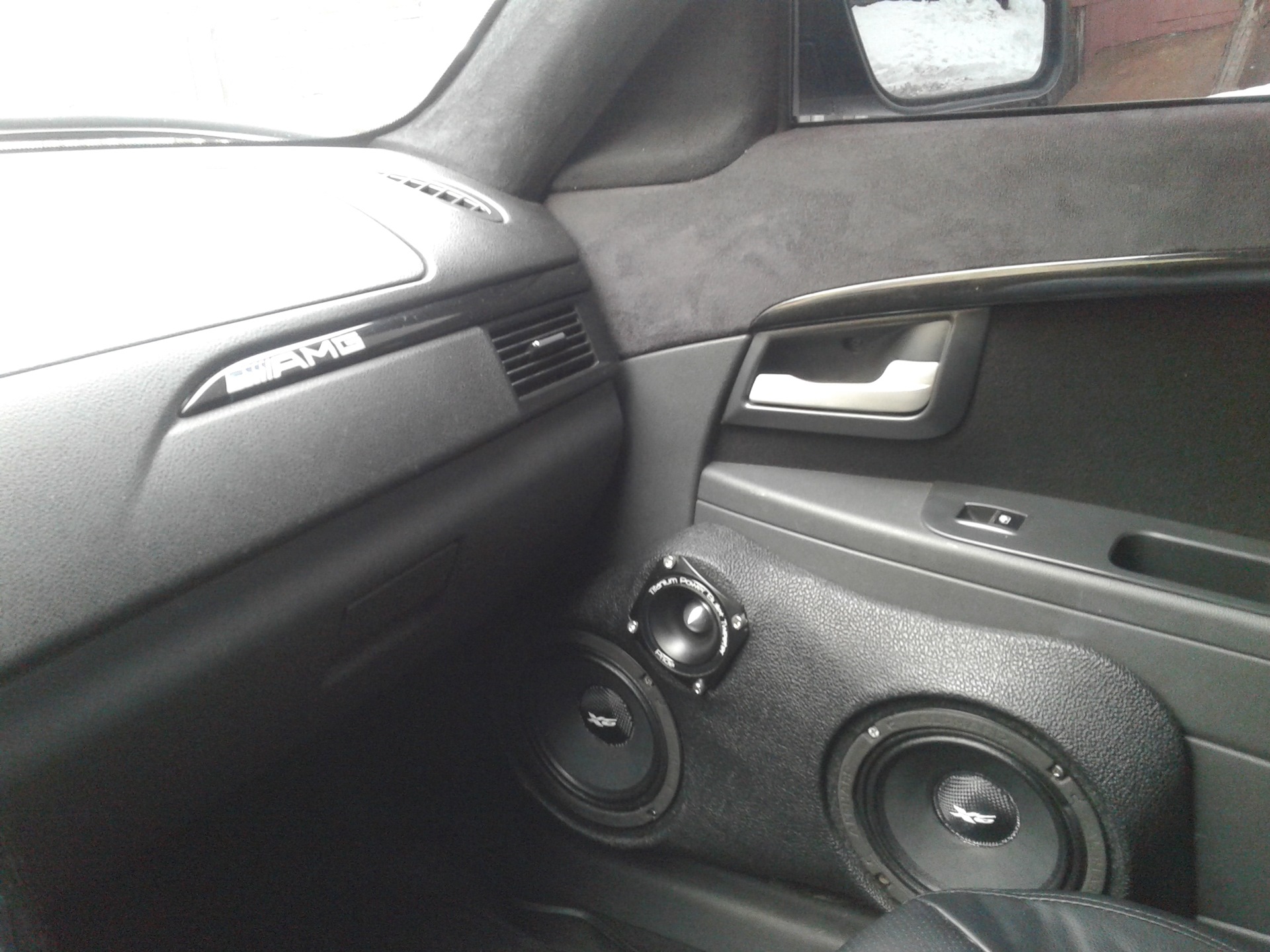 Подиумы приора 16 16. Подиум 2х20 ваз 2170. Подиумы приора 2 16. Priora 2010 задние динамики. Задние динамики приора седан.