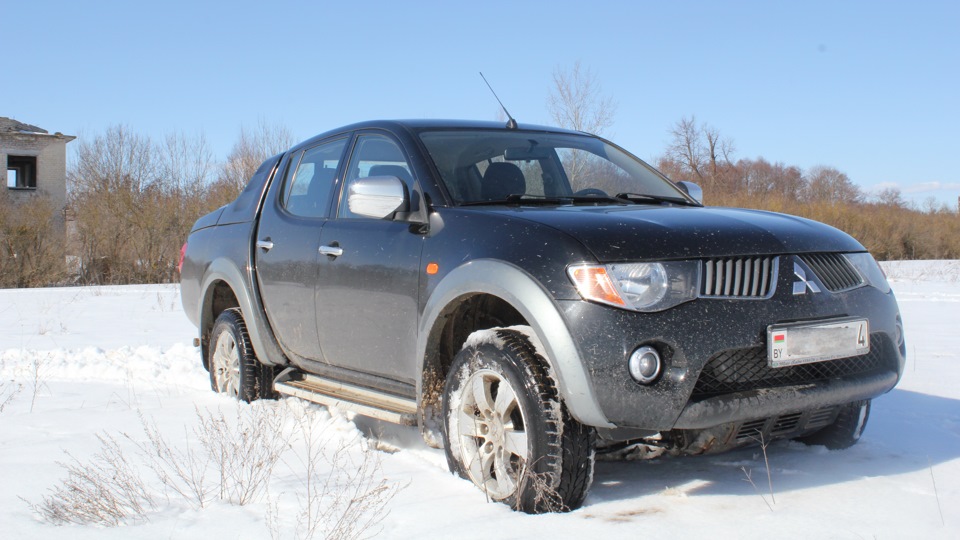 Поменяли крестовины в заднем кардане. — Mitsubishi L200 (4G), 2,5 л ...