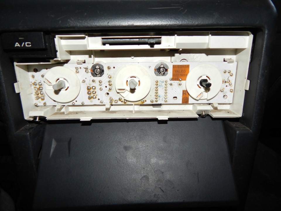 Вентилятор печки…стал дуть только на максимальном положении… — Peugeot ...