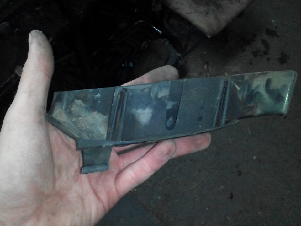 Смазал дворник. — Mercedes-Benz E-class (W124), 2,3 л, 1991 года ...