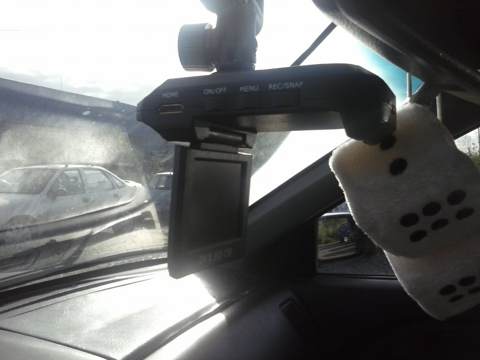 Регистратор и тройник прикуривателя — Nissan Almera I (N15), 1,4 л ...