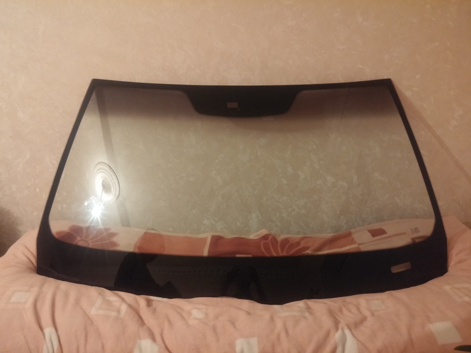 через неделю поехал за стеклом, а тут мне продавец выдает, что стекло не пришло, короче я отменил заказ поехал в махачкалу, блогодаря этому человеку Osobist05 купил стекло китайского производства xyg — Mercedes-Benz S-Class (W140)