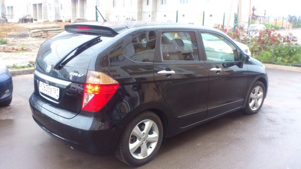 Honda FR-V 1.8 AT