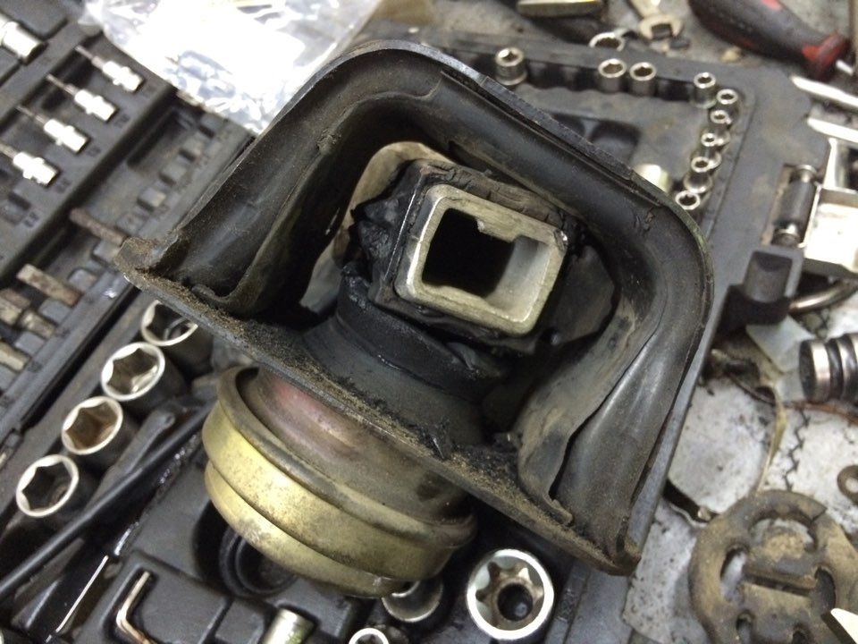 Замена подвесного подшипника, Замена подушки двигателя, Замена передних ...