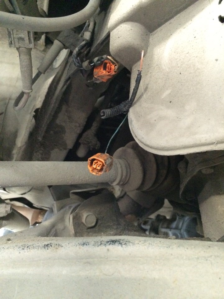 Обрыв датчика ABS — Honda CR-V (RD4, RD5, RD6, RD7), 2,4 л, 2003 года ...