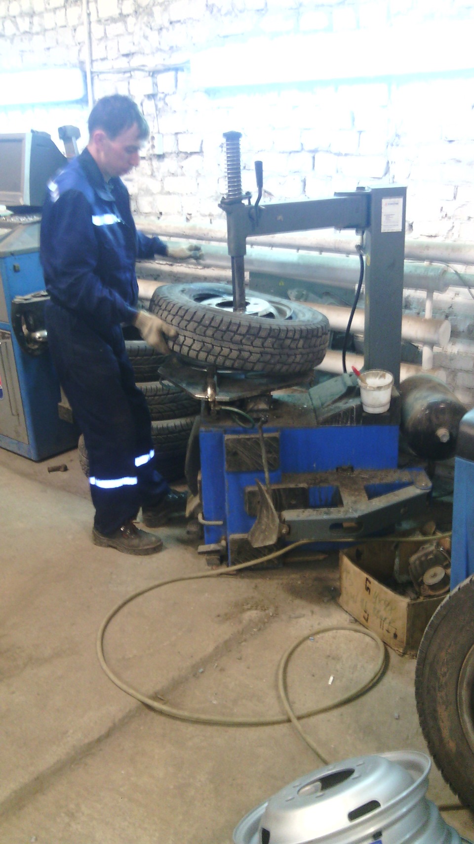 Новые усиленные колесные диски. — ГАЗ Газель, 3 л, 2011 года | колёсные ...