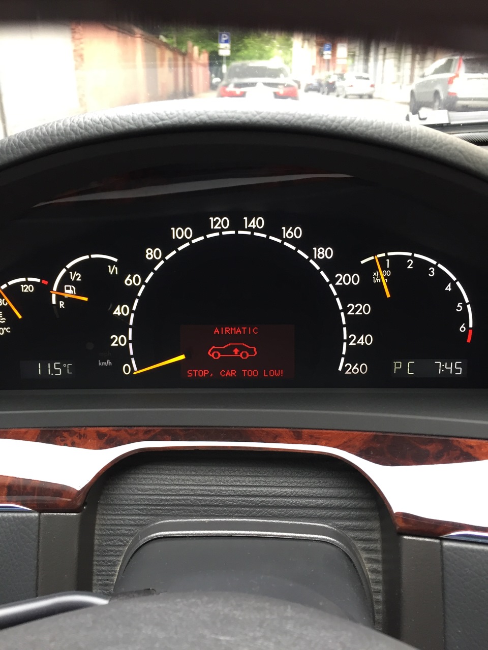 Замена датчика положения кузова. — Mercedes-Benz S-Class (W220), 5 л ...
