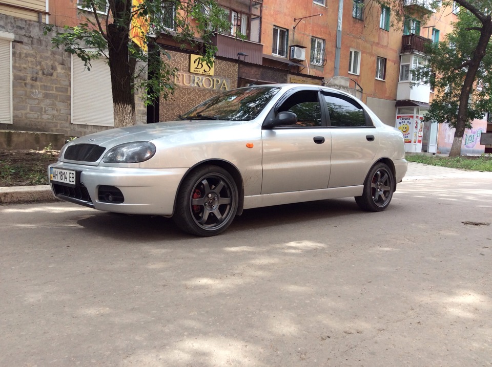 Daewoo lanos stance