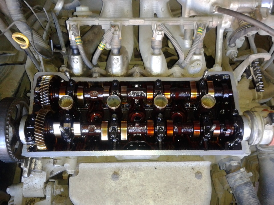 Ремень ГУРа, ГРМ, зазоры в клапанах. — Toyota Avensis I, 1,6 л, 1999 ...