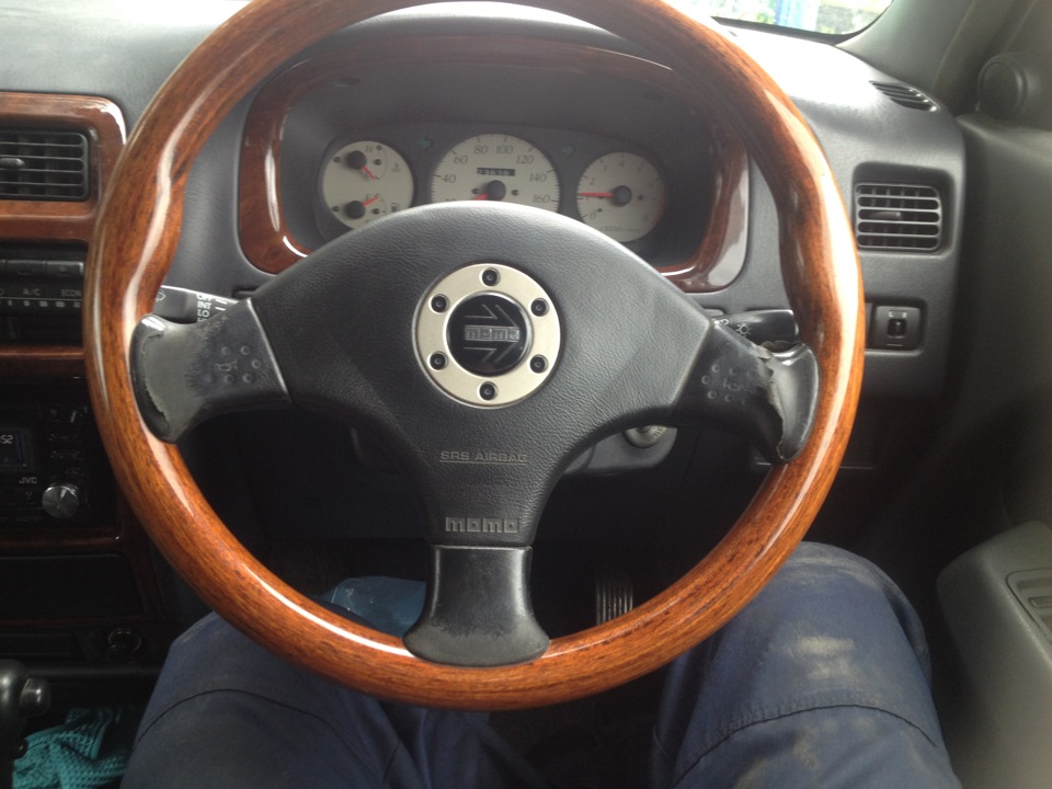 Перетянул вставки на руле — Daihatsu Pyzar, 1,6 л, 2000 года | своими ...