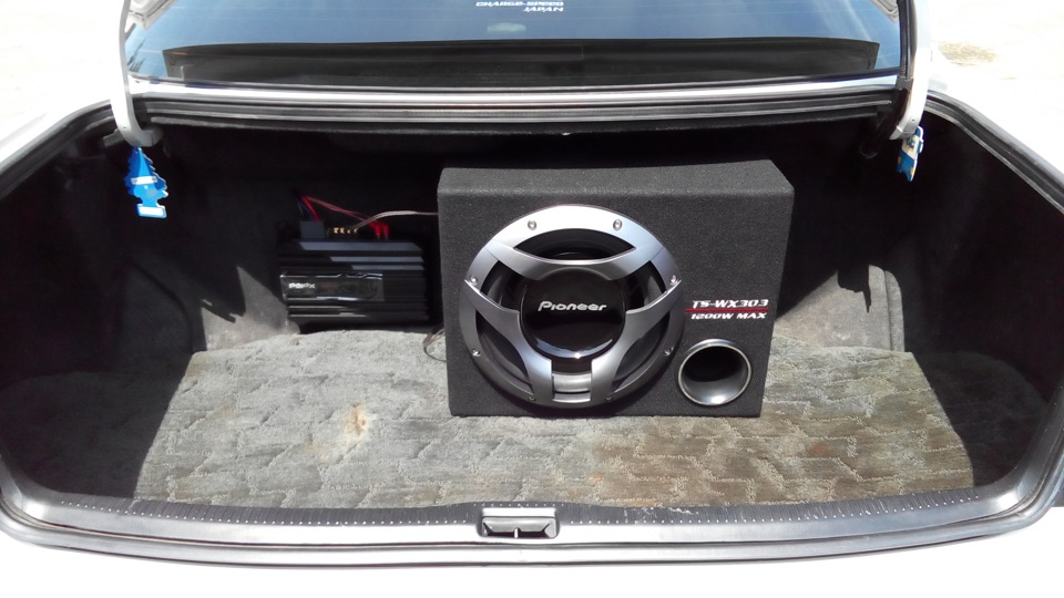 Поставил саб с усилком — Toyota Mark II (100), 2,5 л, 1998 года ...