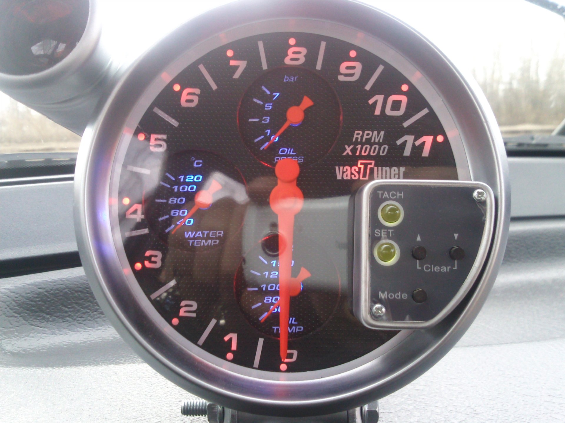 тахометр в пятерку. тахометр 4", 7000 об/мин, suzuki df25a-250, белый. Vastuner тахометр. выносной хромированный спидометр. тахометр autogauge rpm x1000.