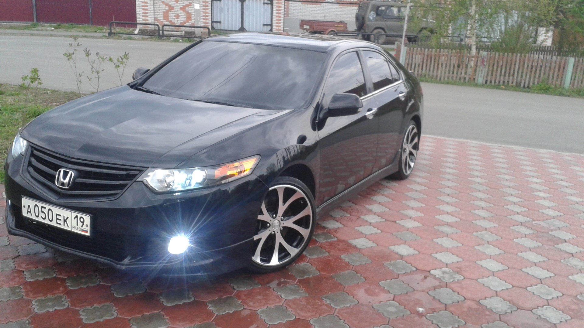 Honda Accord 2008 черная тонированная