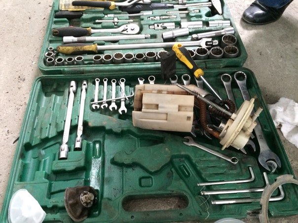 #5 Поменял сеточку в бензонасосе — Lada Калина хэтчбек, 1,6 л, 2008 ...