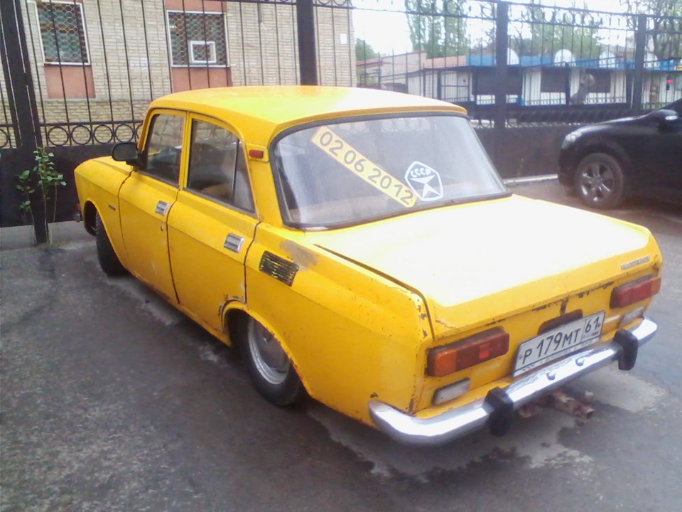 ты не занизился, пока мы не увидели искры… — Москвич 2140, 1,5 л, 1976 ...