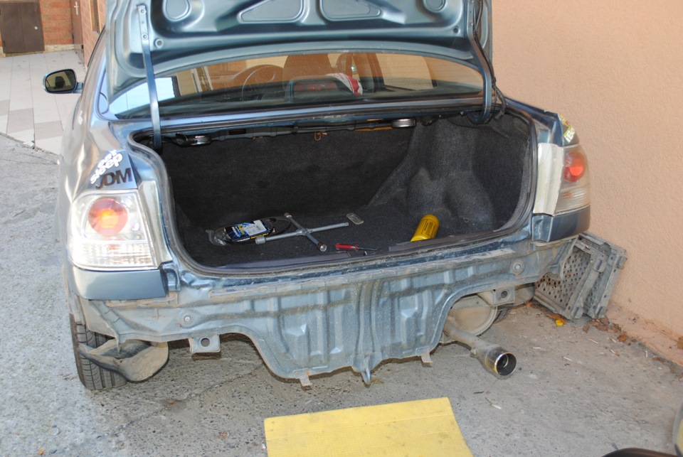 Пайка крепления молдинга! — Honda Civic Ferio (6G), 1,5 л, 1997 года ...