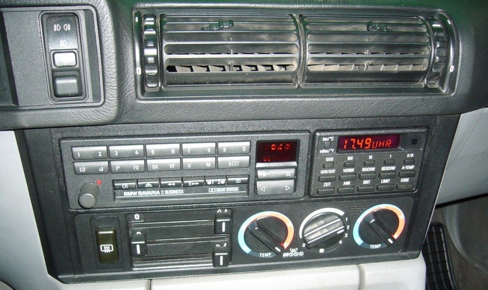 Как снимается магнитола? — BMW 5 series (E34), 2 л, 1989 года ...