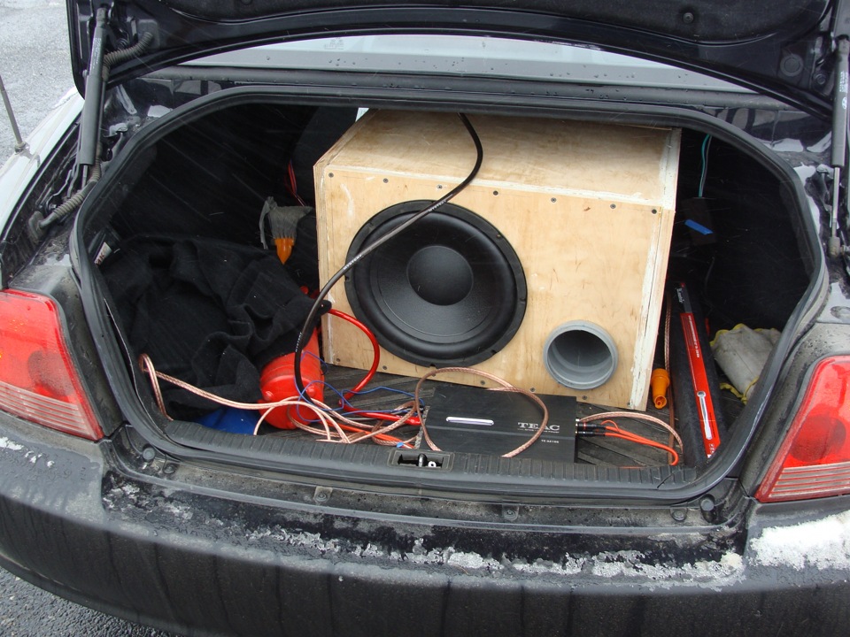 Сабвуфер car f10. Мощные сабы. Сабвуфер в машину. Сабы качать. Сабвуфер аватар sst2512.