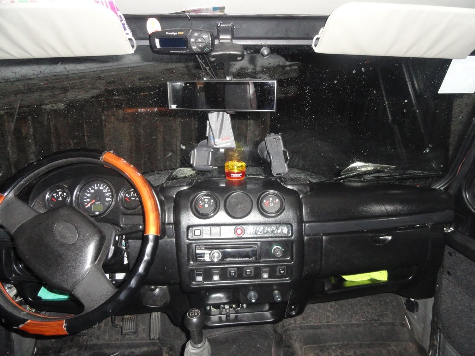 Торпеда хантер. UAZ Hunter панель приборов. Панель УАЗ Хантер 2014. Торпедо УАЗ Хантер 315195.