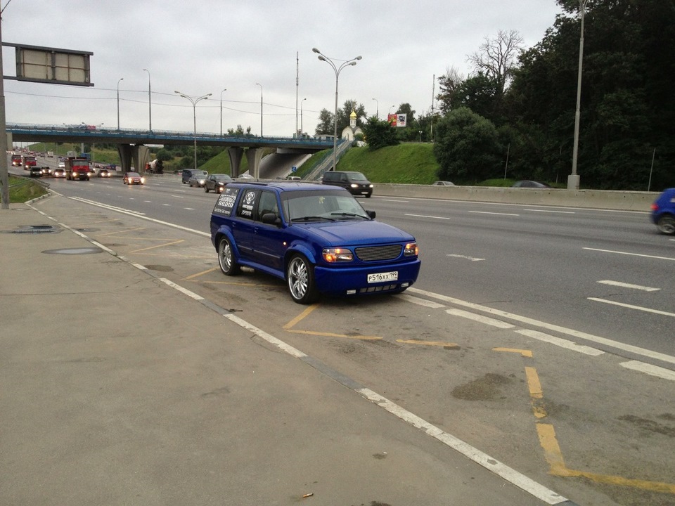 Сьездили в Дмитров на соревнования по Автозвуку! — Ford Explorer (2G ...