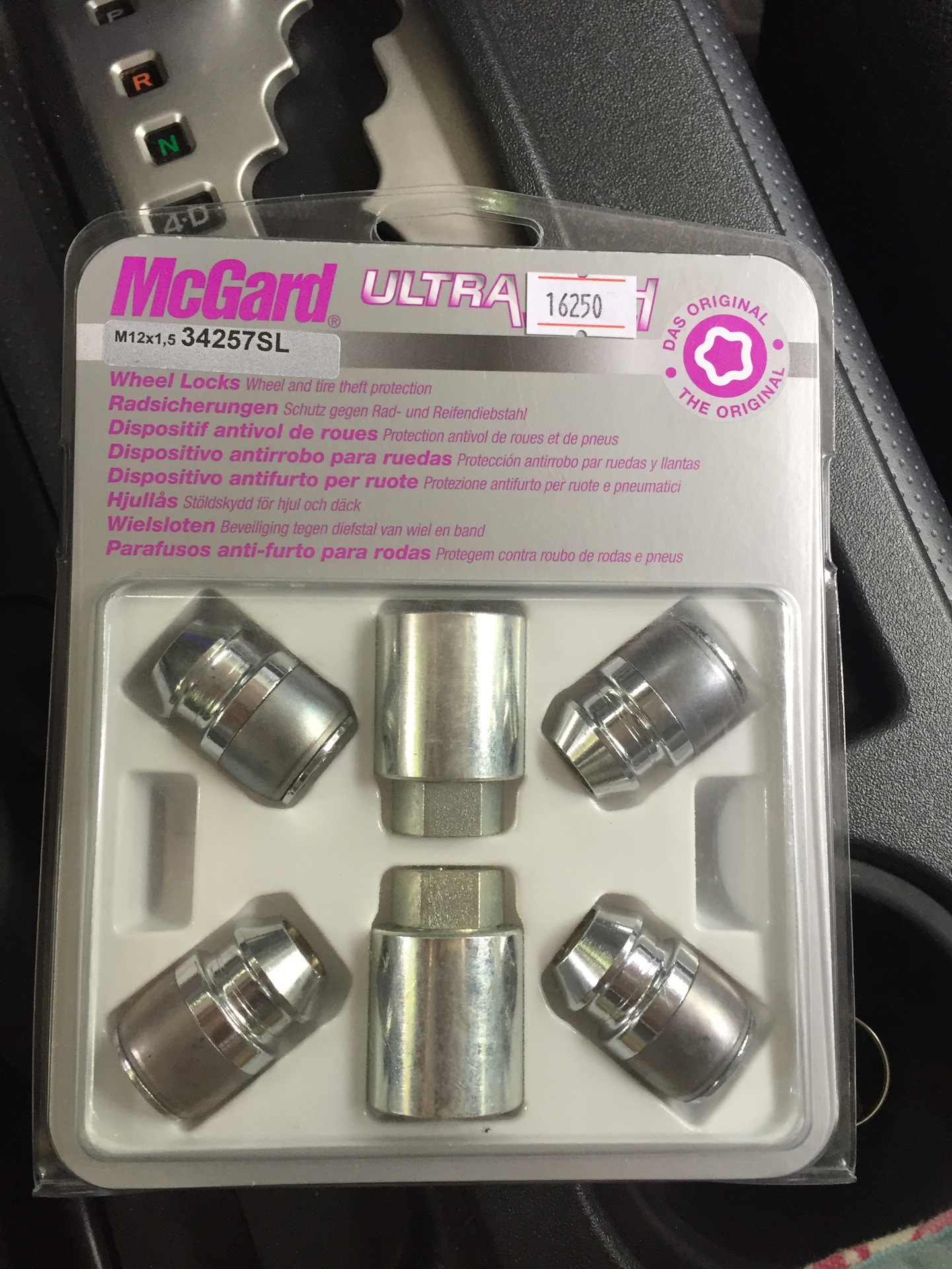 McGard Wheel Locks 34257SL — Toyota FJ Cruiser, 4 л, 2006 года