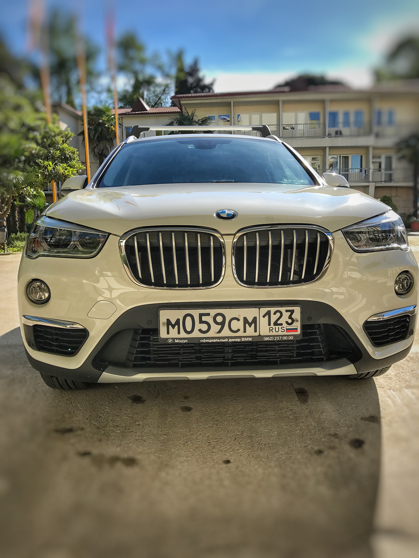 Бампер x1