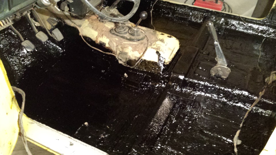 Обработка полов — Lada 4x4 3D, 1,6 л, 1981 года | кузовной ремонт | DRIVE2