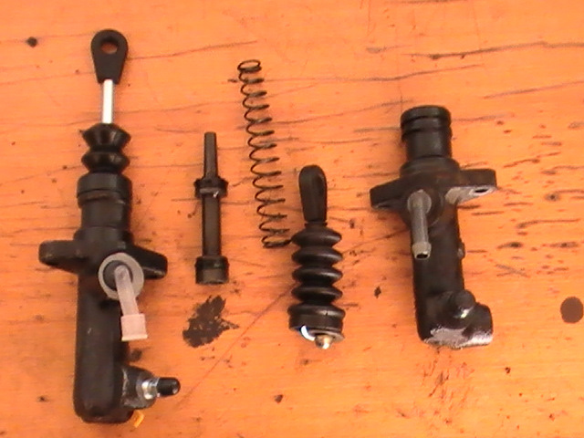 Цилиндр сцепления ауди 100 с3. Цилиндр сцепления иж ода 2126. Ремкомплект рабочего цилиндра сцепления ваз 2106. Ремкомплект главного цилиндра сцепления 2107. Манжеты главного цилиндра мицубиси эклипс.