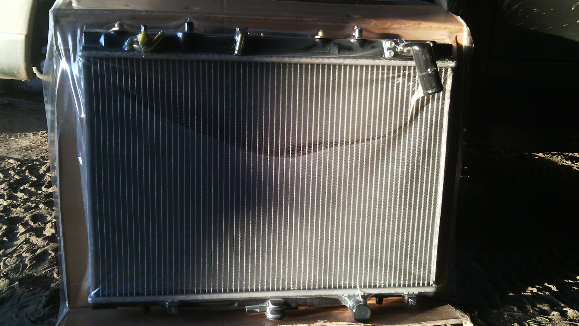 Ava mt2109. радиатор mitsubishi pajero. радиатор mitsubishi pajero sport. радиатор охлаждения mitsubishi pajero sport 1999 года. радиатор монтеро спорт.