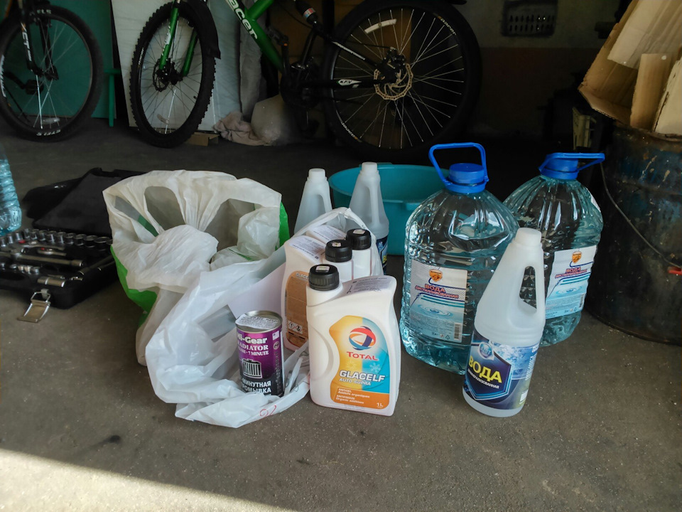 Замена антифриза с промывкой системы охлаждения — Peugeot 307, 2 л ...