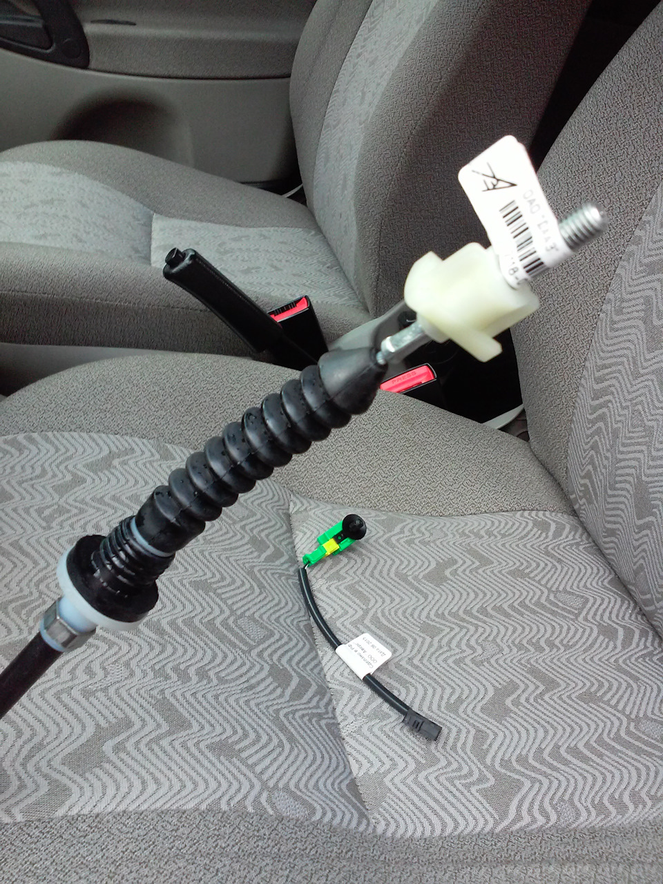 Тросик сцепления, внезапно пришёл пи… — Lada Калина хэтчбек, 1,5 л ...