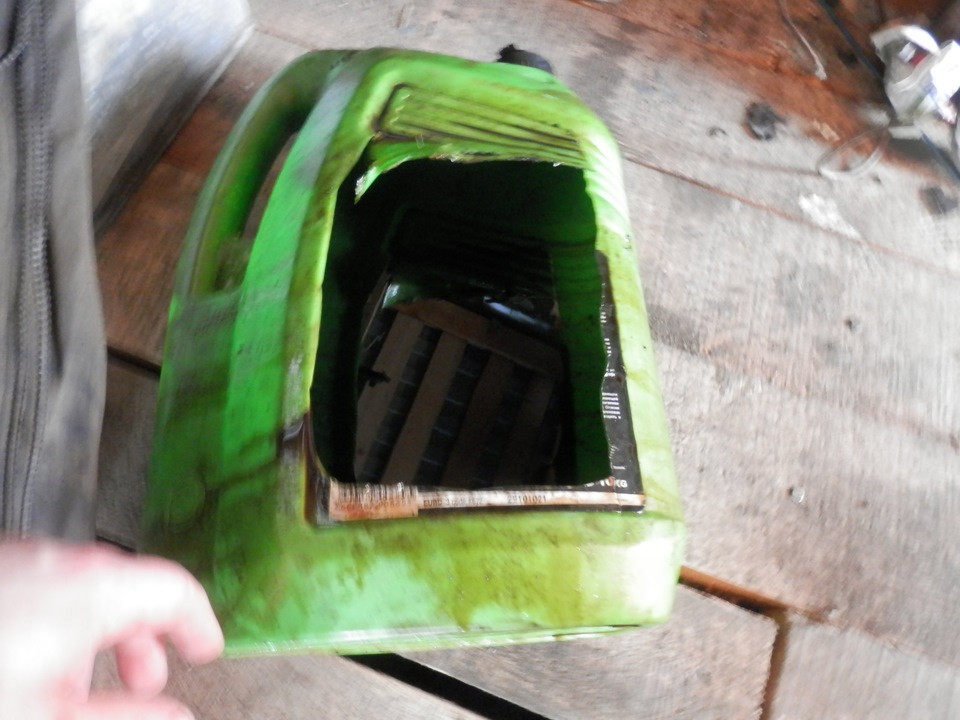 Замена масла с промывкой двигателя — Ford Focus II Hatchback, 1,8 л ...