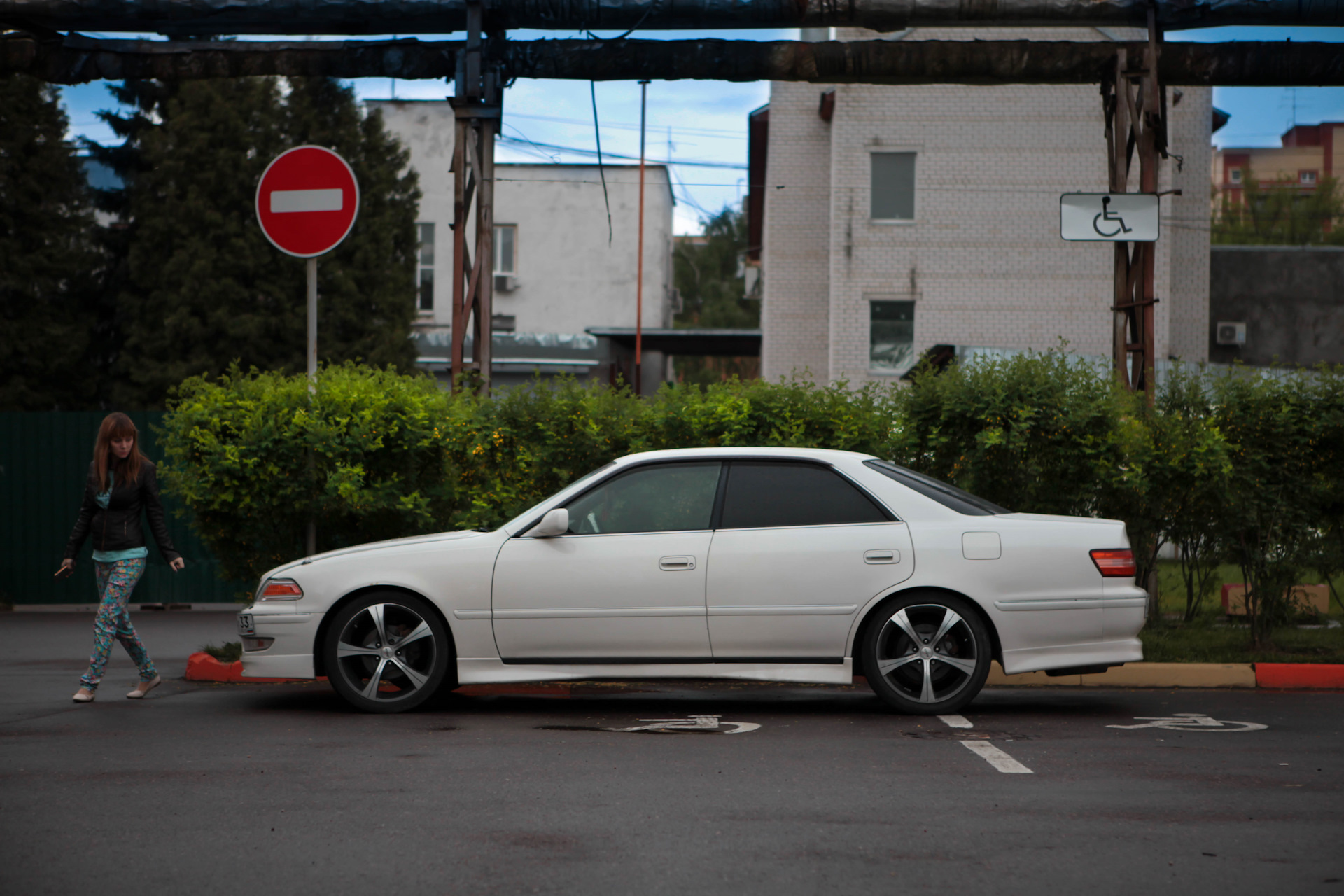 JZX100 vs JZX90 — Toyota Mark II (100), 2,5 л, 1998 года фотография
