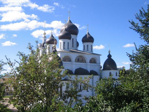 Дмитров казанская церковь. Дмитров в 12 веке. Дмитров любимый город. Град Дмитров вчеоп.