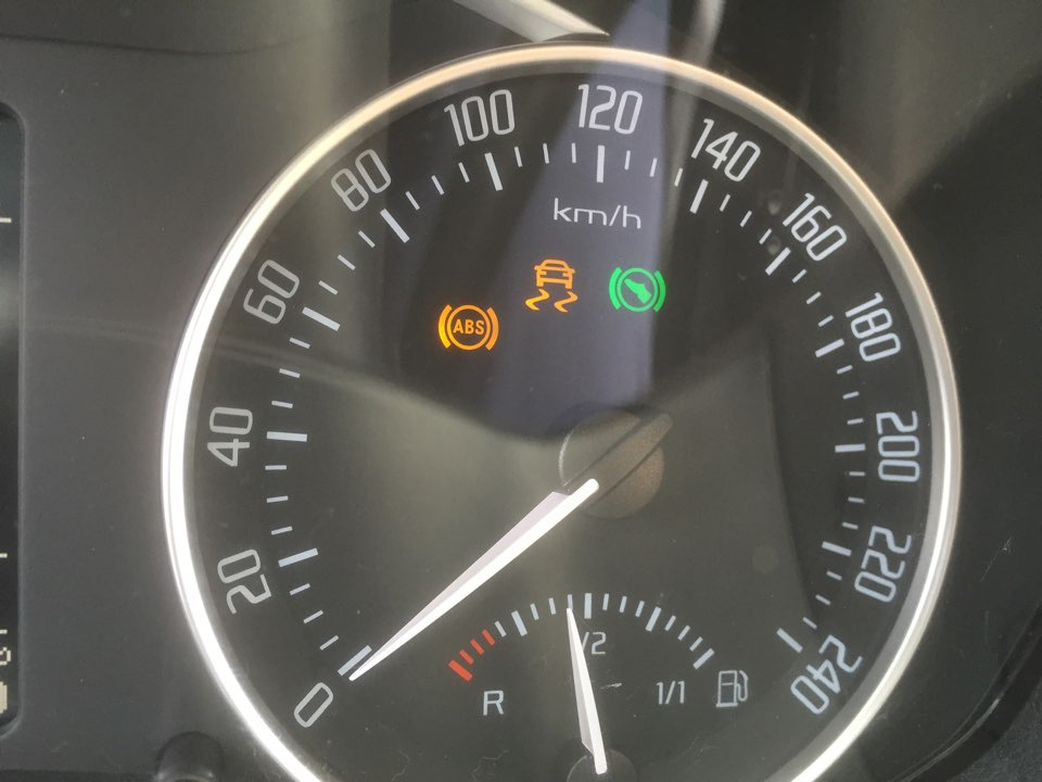 Ищу блок ABS ESP кто продаёт? — Skoda Octavia A5 Mk2, 1,8 л, 2009 года ...