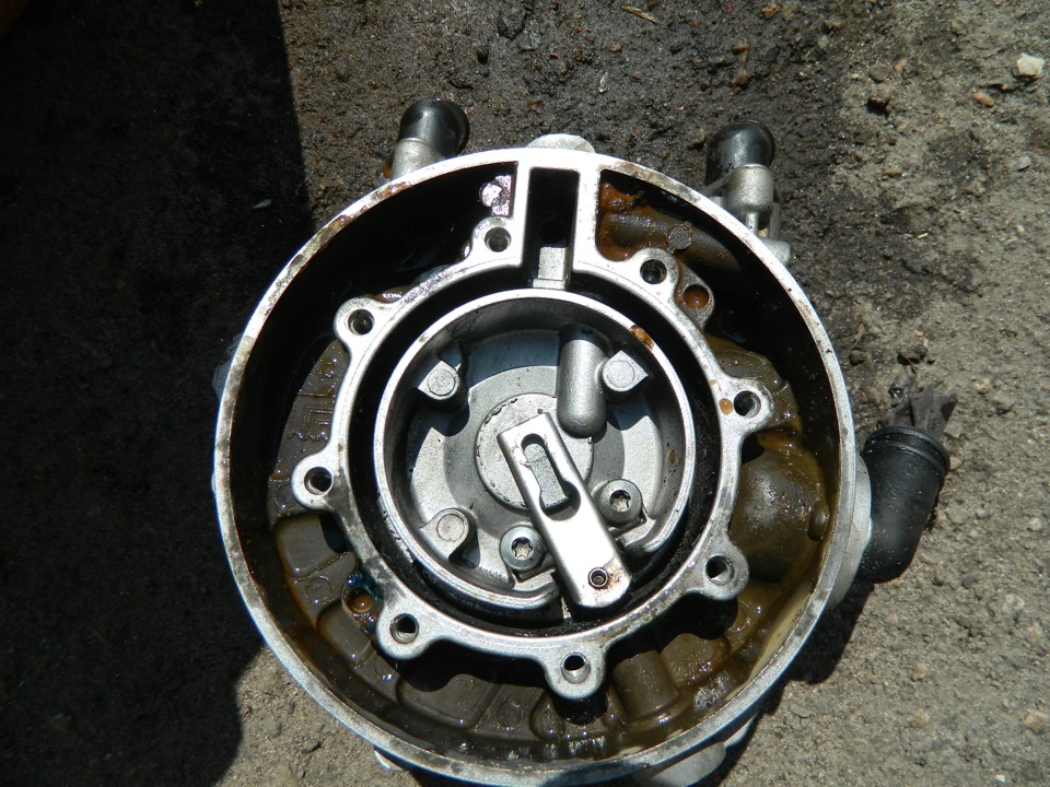 Схема редуктора гбо 4 поколения. Гбо редуктор кобра. Газовый редуктор томасетто 2 поколения. Как сделать газовый редуктор. Гбо редуктор lovato 2 винт холостого хода.