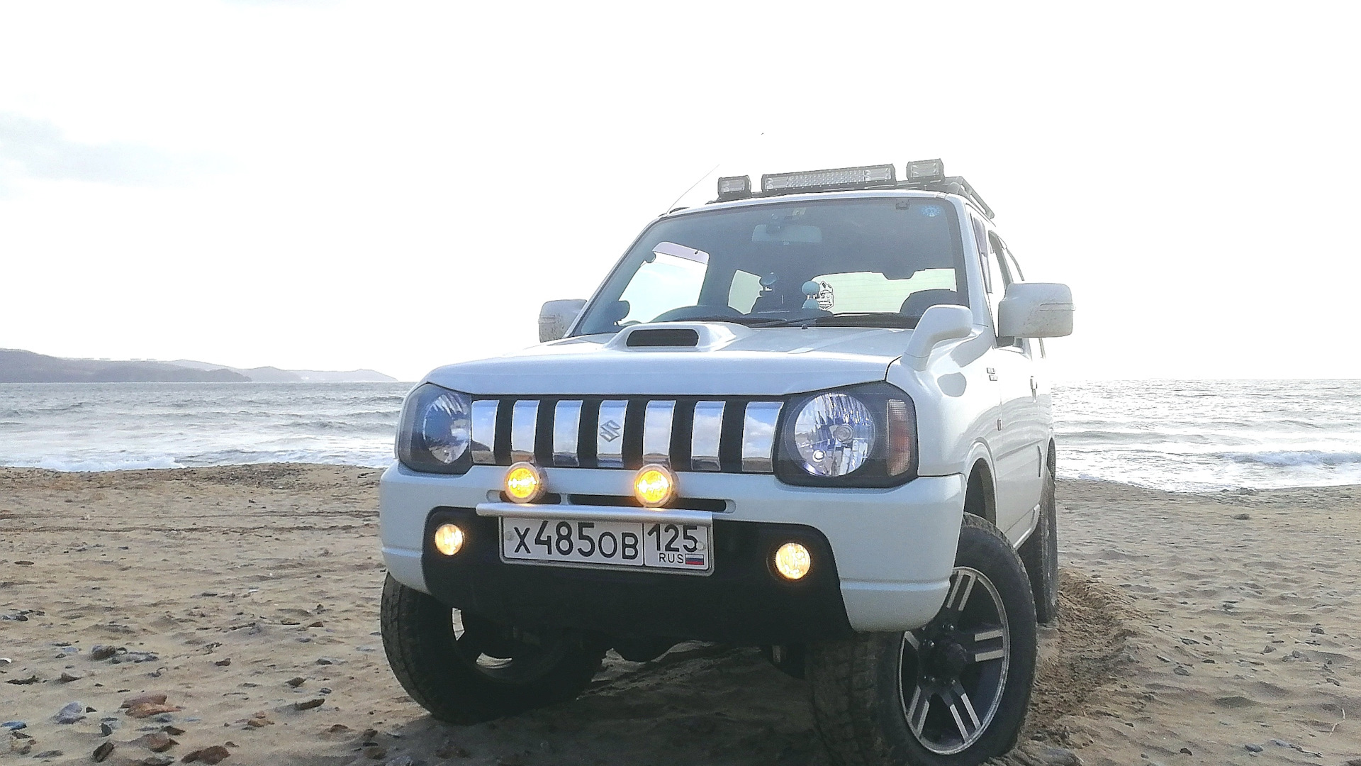 Suzuki Jimny 0.7 бензиновый 2010 Wild wind на DRIVE2