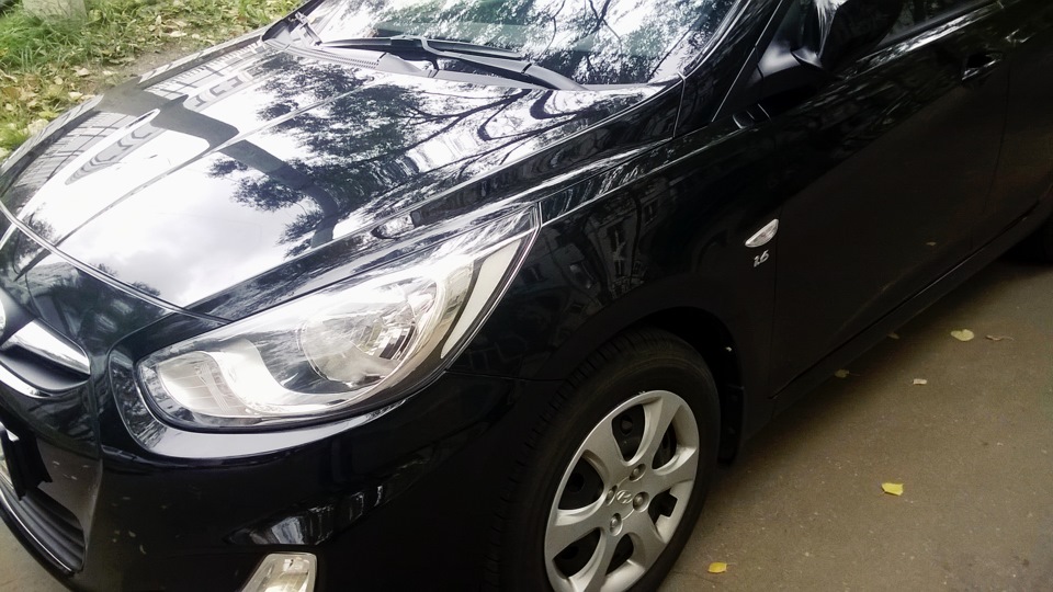 Царапина на бампере — Hyundai Solaris, 1,6 л, 2013 года | поломка | DRIVE2