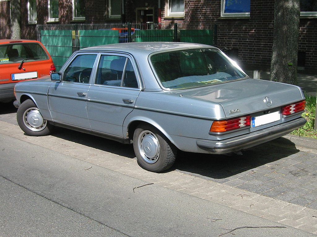 Mercedes Benz Mannheim 370