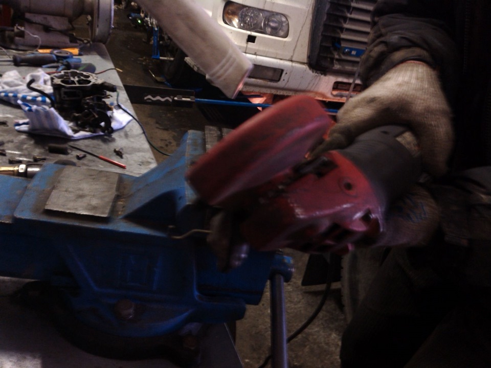 Фото в бортжурнале Mazda 323 III