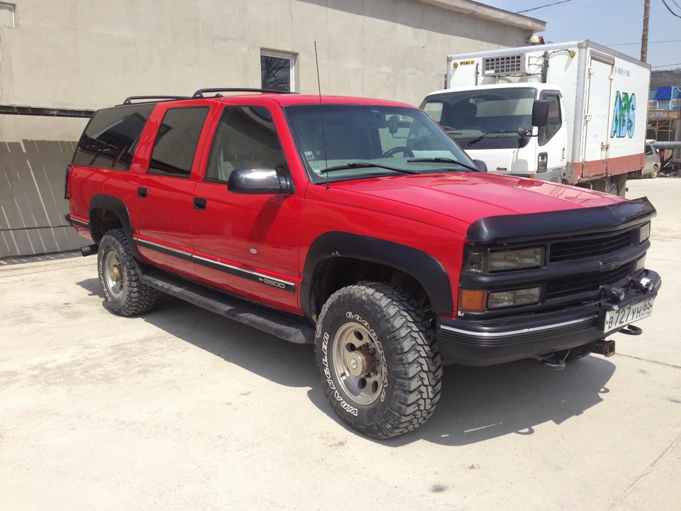 Chevrolet Suburban 9g