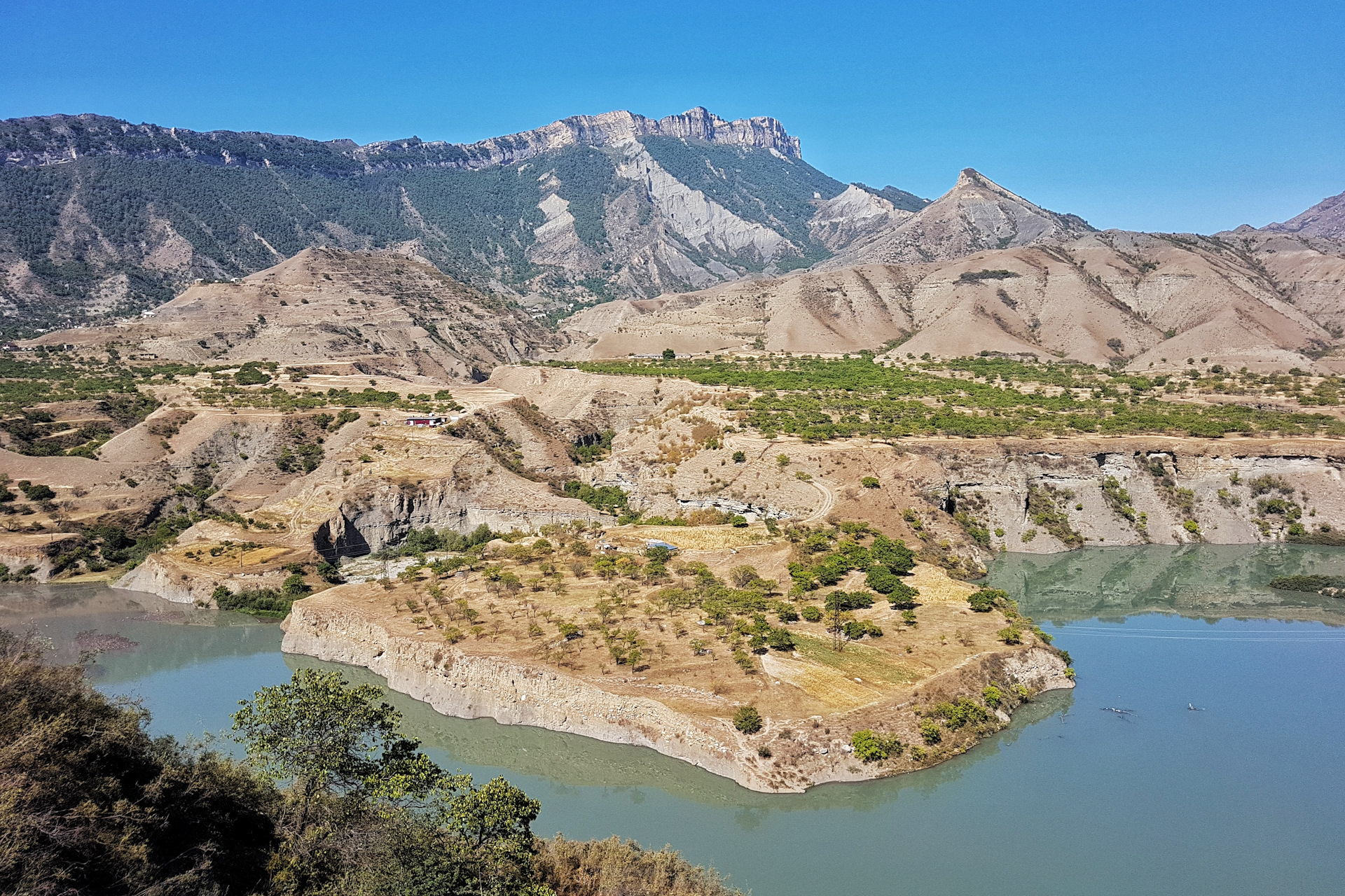 Каргалинская плотина дагестан фото