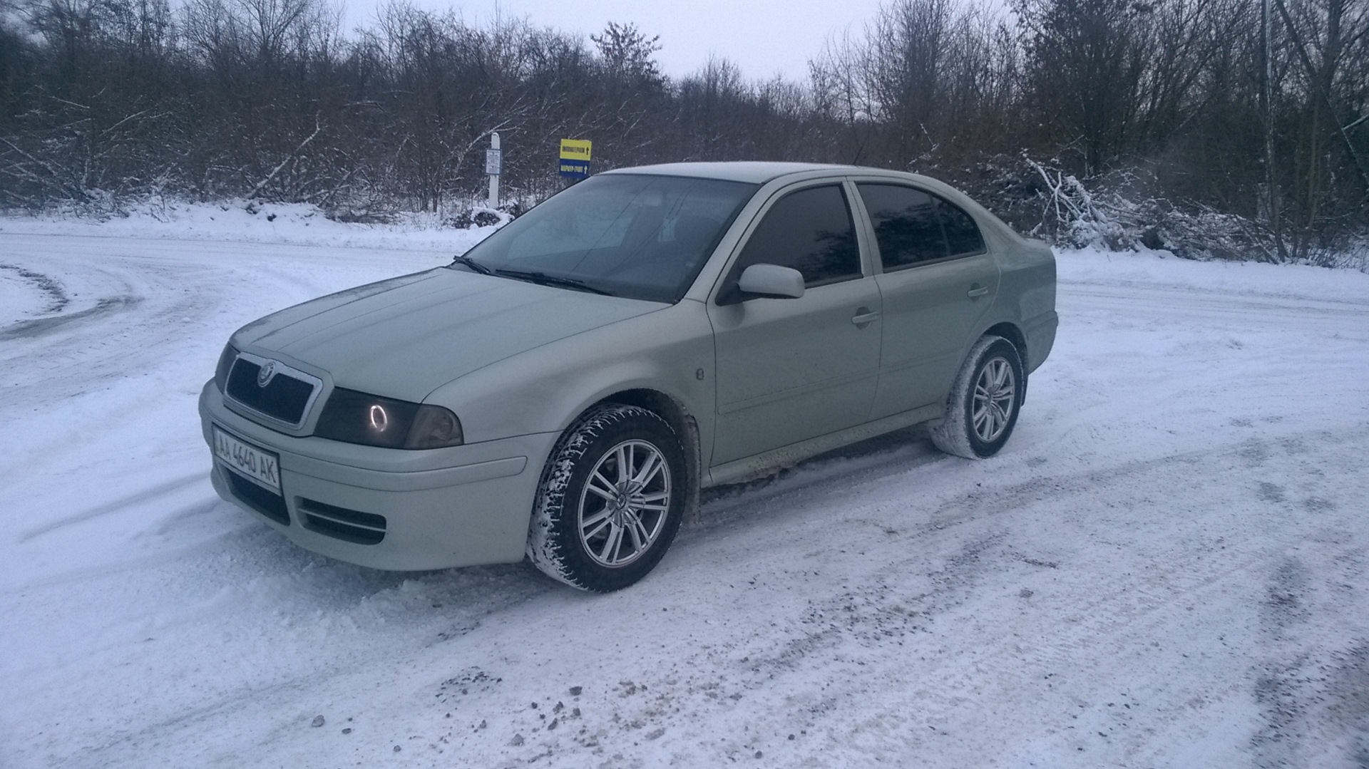 Всем привет. Друзья подскажите, в какой цвет покрасить колесные диски ...
