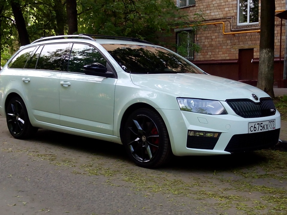 Skoda Octavia Combi 2014