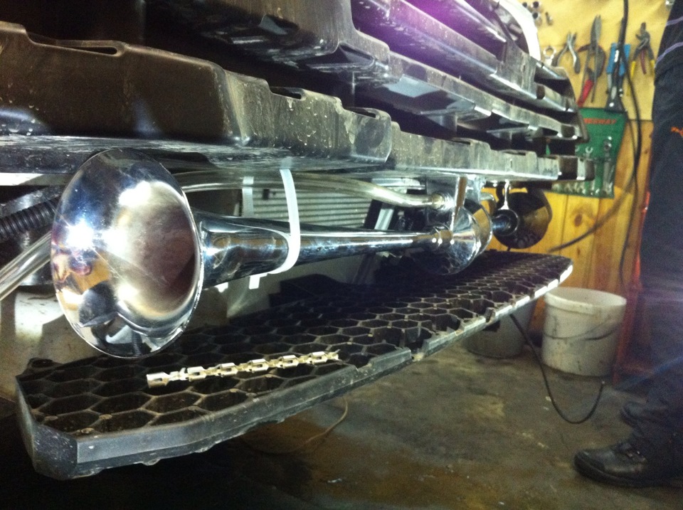 Звуковой сигнал — Lada Приора универсал, 1,6 л, 2013 года | своими ...