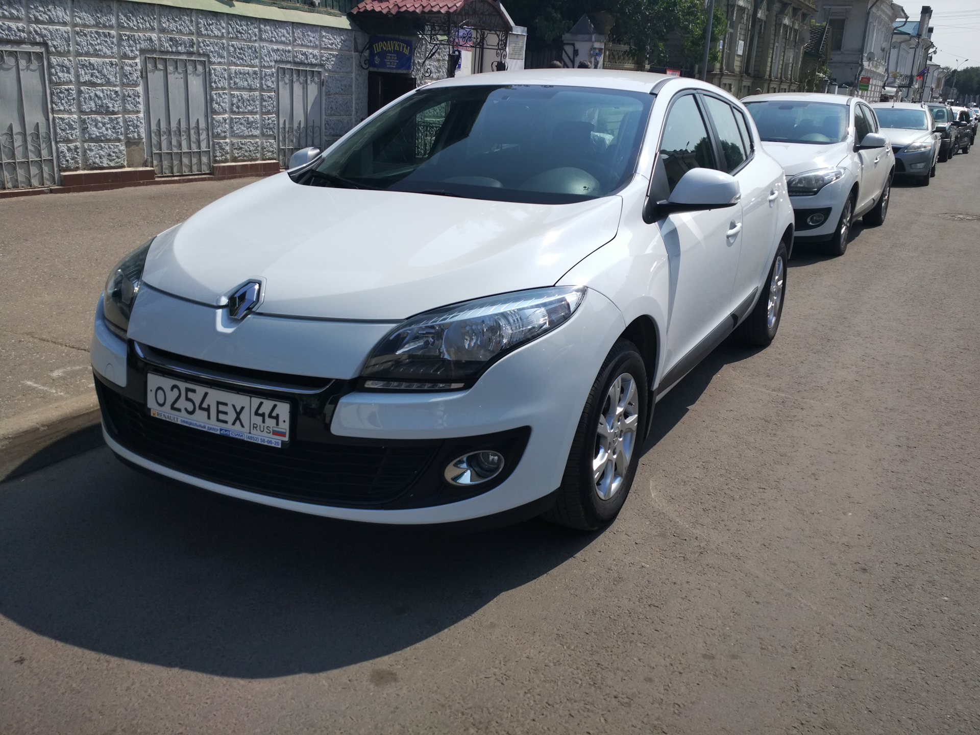 Почему я купил Renault Megane 3 (муки выбора) — Renault Megane III, 1,6 л,  2013 года | покупка машины | DRIVE2